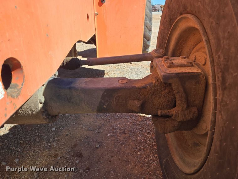 image for item EU3876 2009 Sky Trak 8042 telehandler