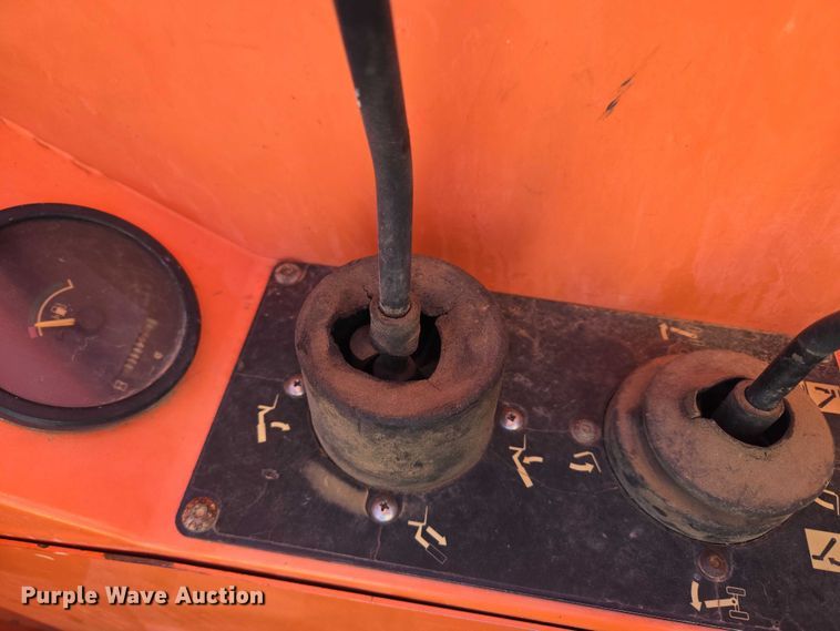 image for item EU3876 2009 Sky Trak 8042 telehandler