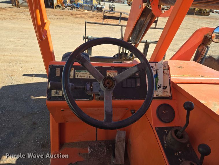 image for item EU3876 2009 Sky Trak 8042 telehandler