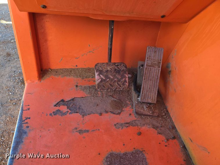 image for item EU3876 2009 Sky Trak 8042 telehandler