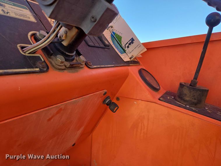 image for item EU3876 2009 Sky Trak 8042 telehandler