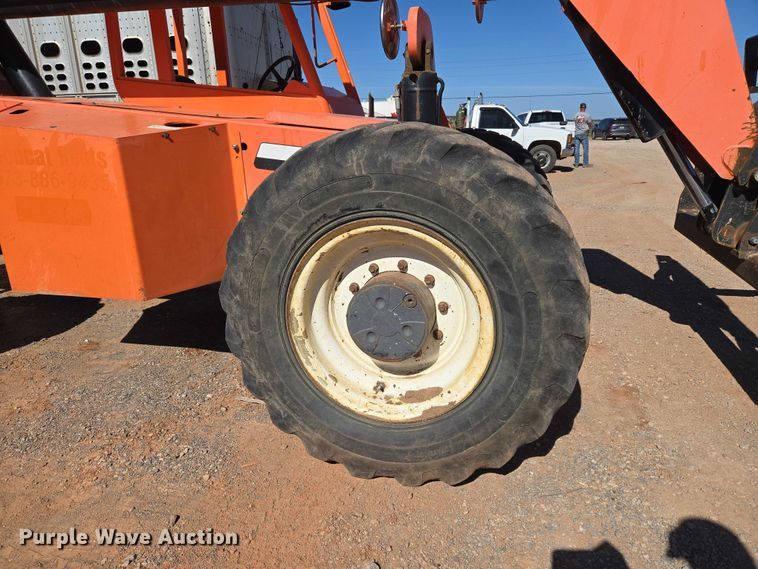 image for item EU3876 2009 Sky Trak 8042 telehandler