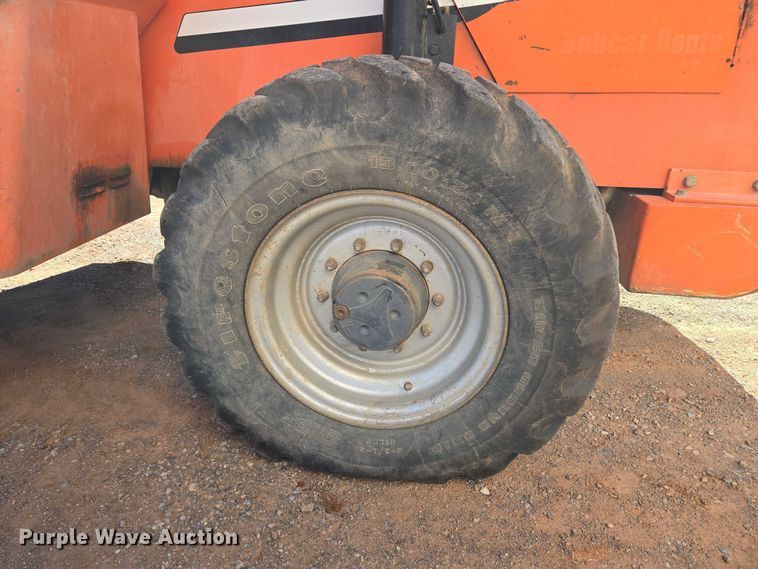 image for item EU3876 2009 Sky Trak 8042 telehandler