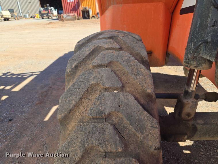 image for item EU3876 2009 Sky Trak 8042 telehandler