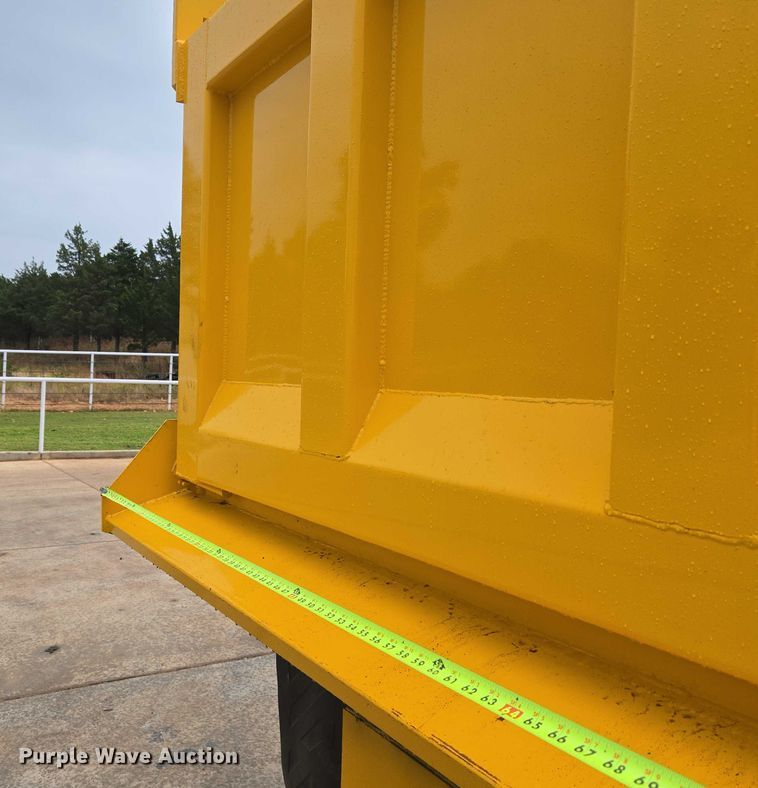 image for item EU3898 2021 Kenworth T680 dump truck