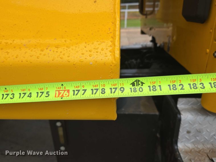 image for item EU3898 2021 Kenworth T680 dump truck