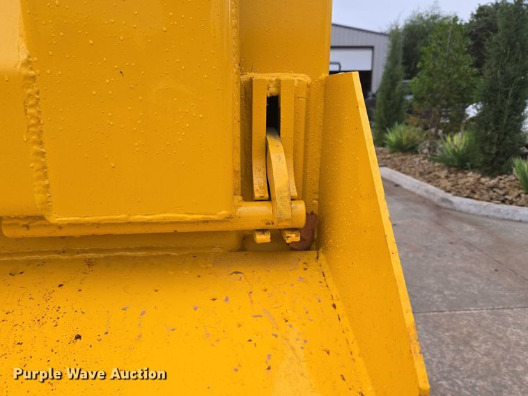 image for item EU3898 2021 Kenworth T680 dump truck