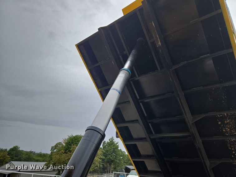 image for item EU3898 2021 Kenworth T680 dump truck