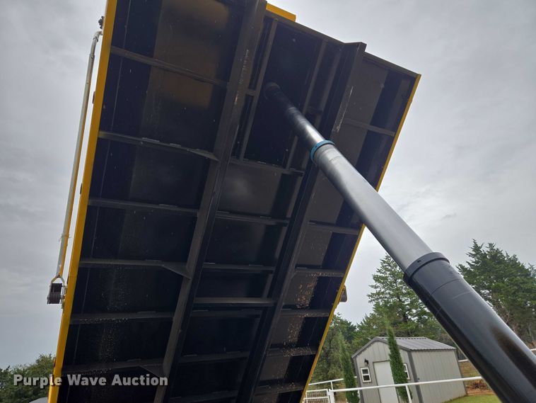 image for item EU3898 2021 Kenworth T680 dump truck