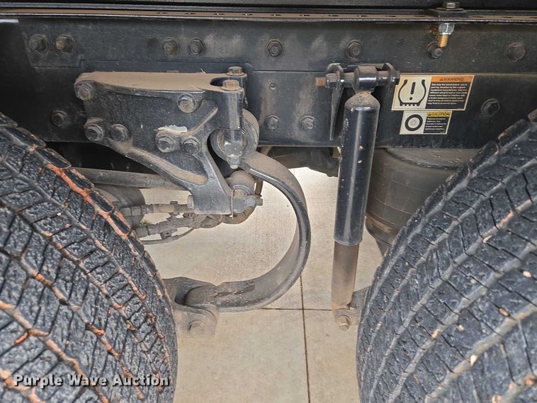 image for item EU3898 2021 Kenworth T680 dump truck