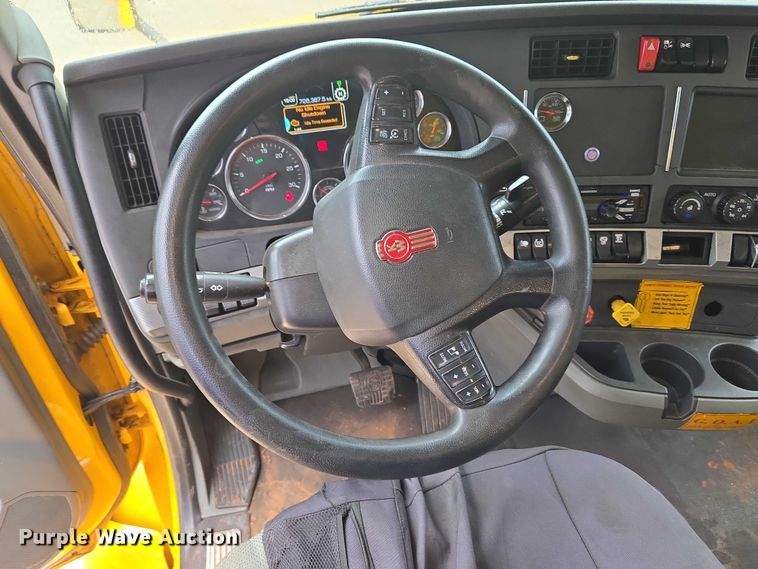 image for item EU3898 2021 Kenworth T680 dump truck