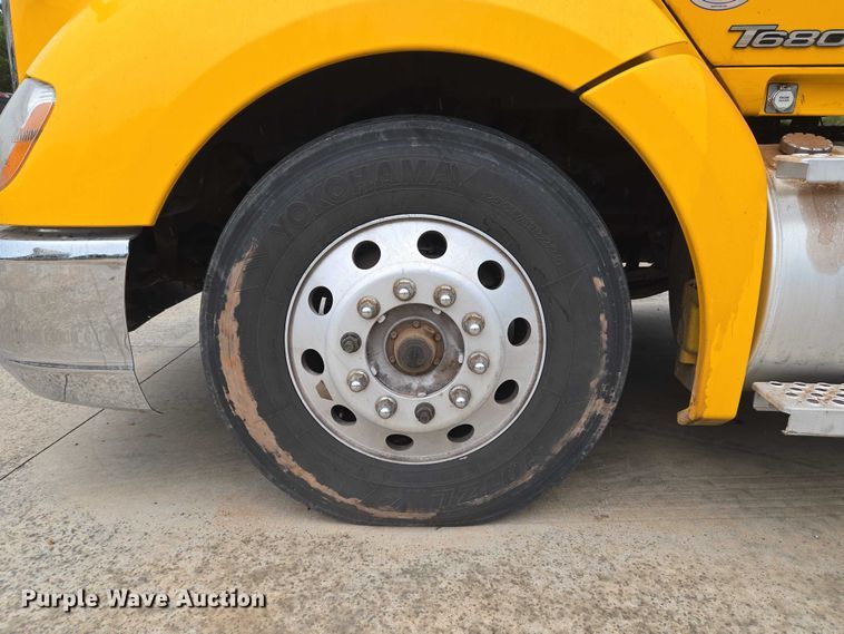 image for item EU3898 2021 Kenworth T680 dump truck