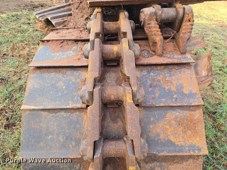 image for item EU3907 Dozer tracks