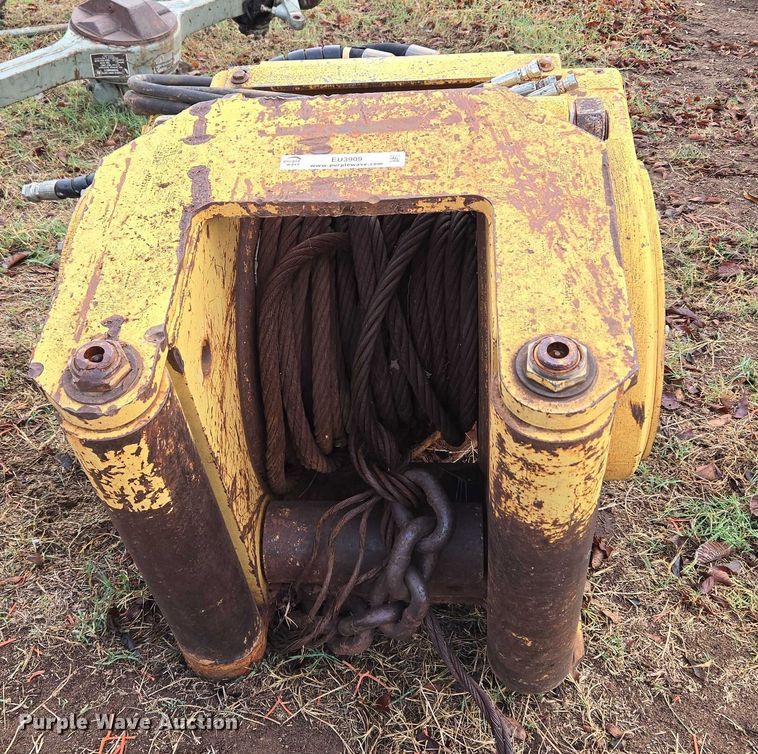 image for item EU3909 Carco H60VS/JD750H winch