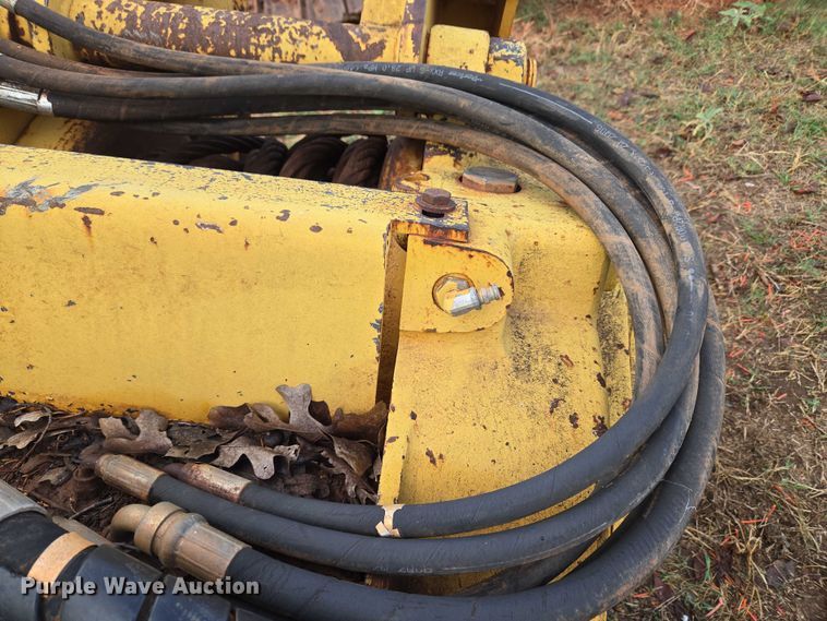 image for item EU3909 Carco H60VS/JD750H winch