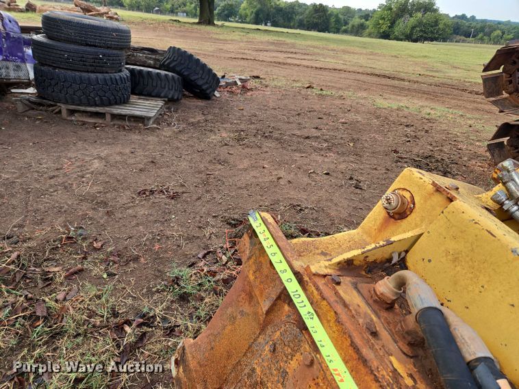 image for item EU3909 Carco H60VS/JD750H winch