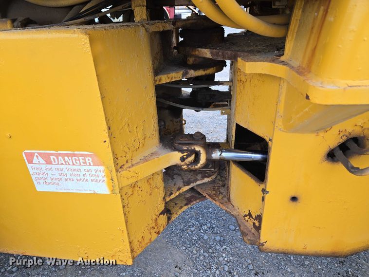 image for item EU3920 1989 International 515B wheel loader