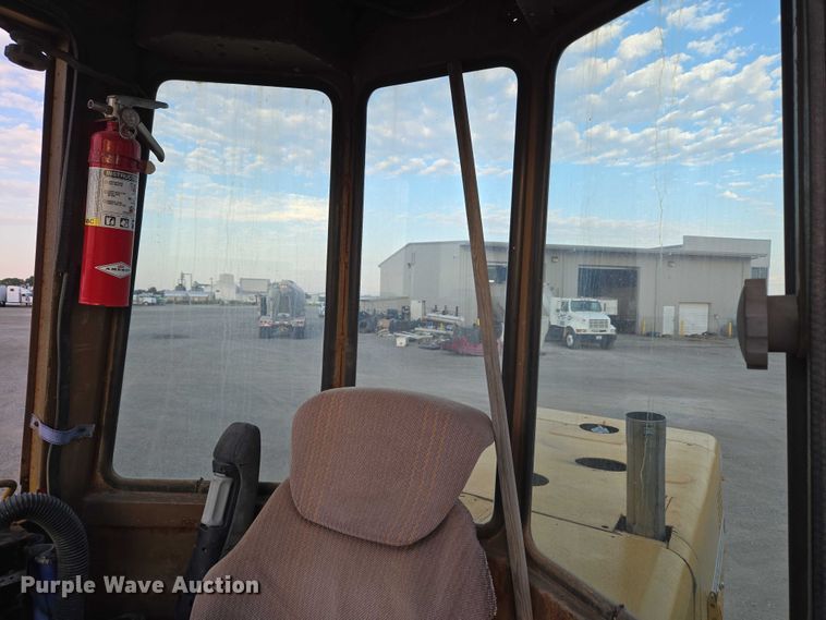 image for item EU3920 1989 International 515B wheel loader