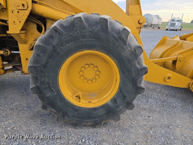 image for item EU3920 1989 International 515B wheel loader