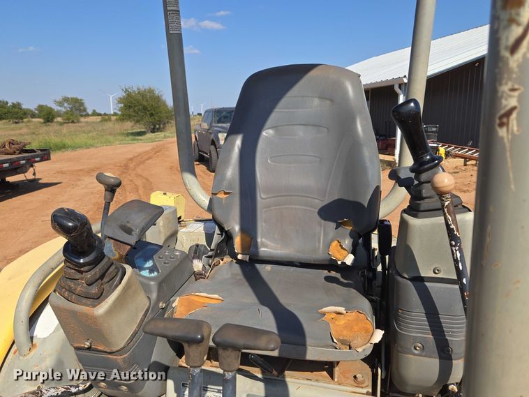 image for item EU3922 Yanmar VIO20-3 mini excavator