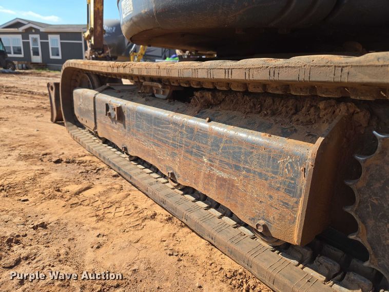 image for item EU3922 Yanmar VIO20-3 mini excavator