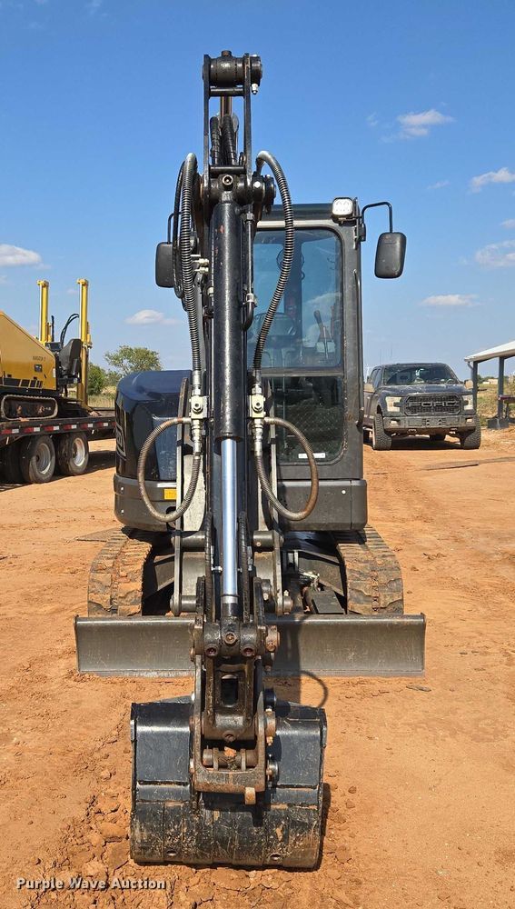 image for item EU3923 Kymron XH42D mini excavator