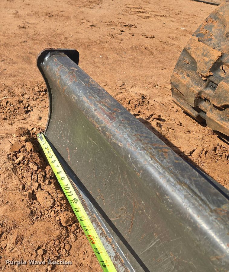 image for item EU3923 Kymron XH42D mini excavator