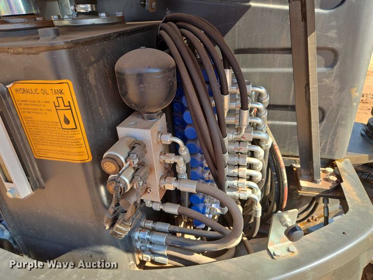 image for item EU3923 Kymron XH42D mini excavator