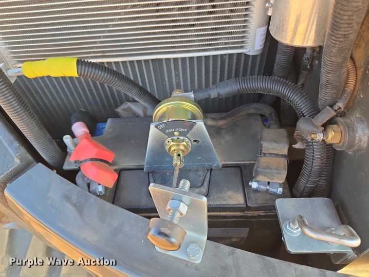 image for item EU3923 Kymron XH42D mini excavator