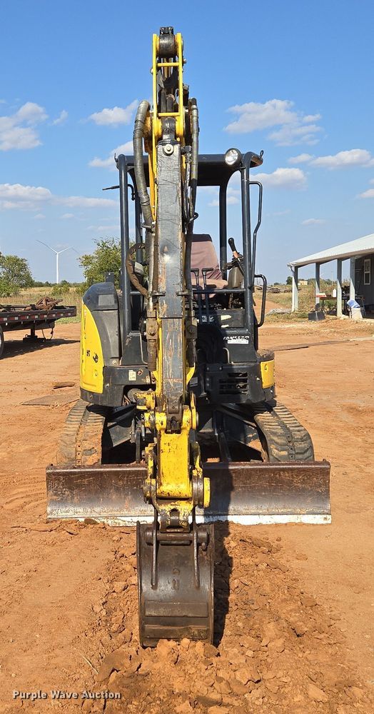 EXCAVADORA YANMAR VIO356A