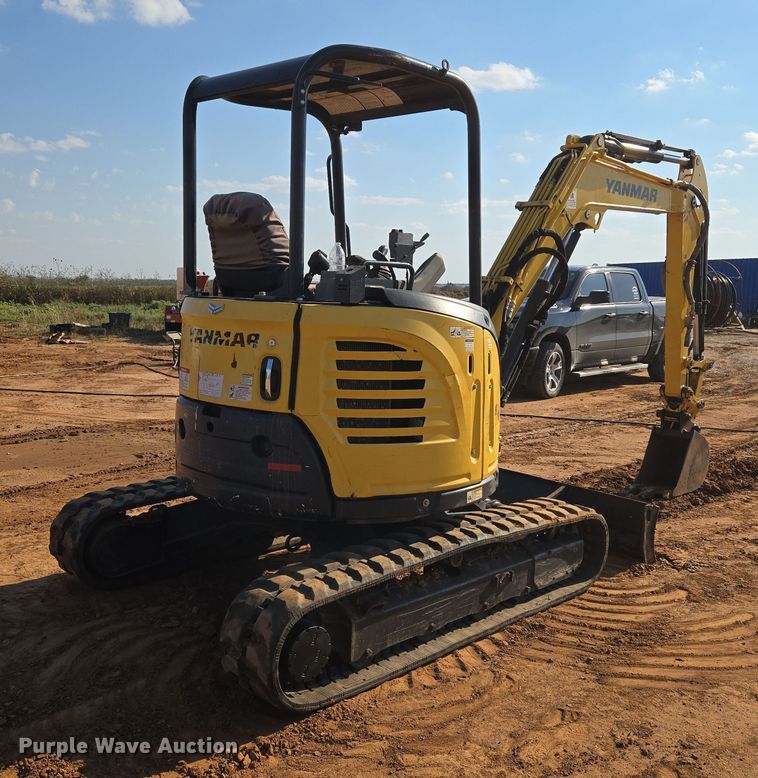 EXCAVADORA YANMAR VIO356A