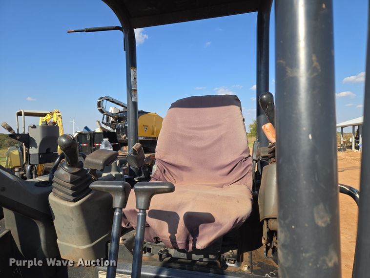 image for item EU3924 Yanmar VIO35-6A mini excavator