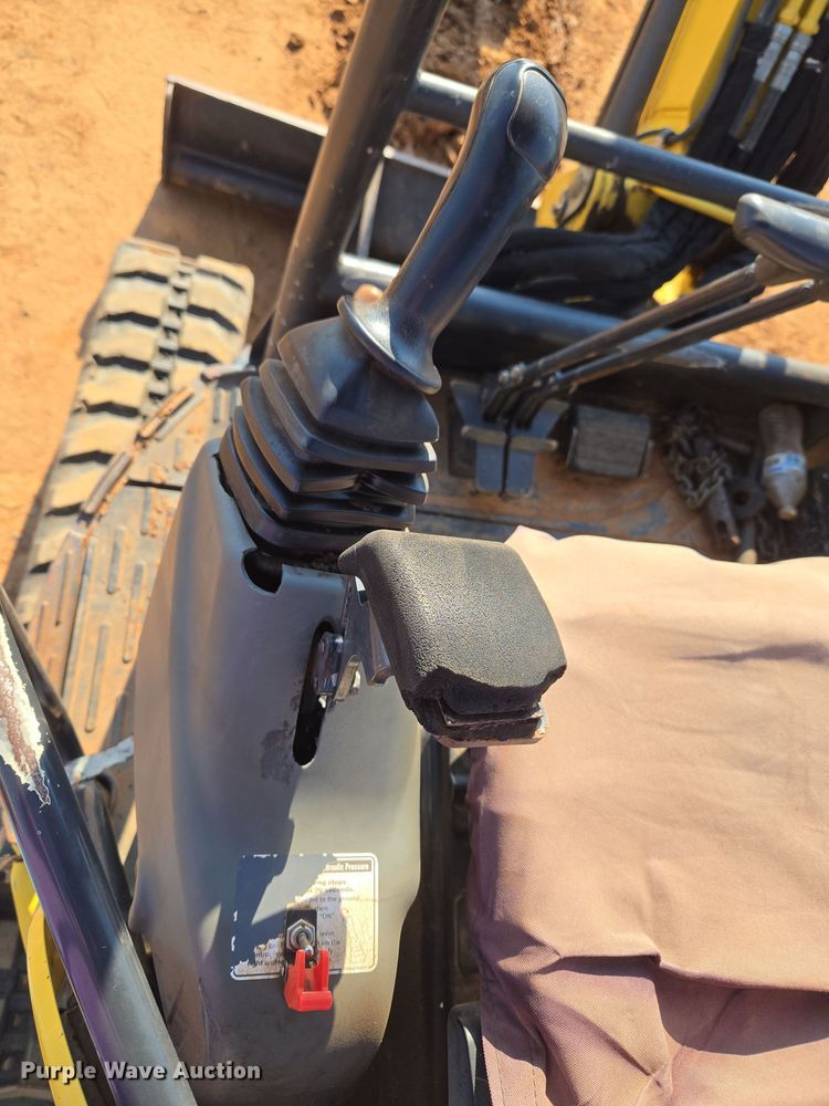 image for item EU3924 Yanmar VIO35-6A mini excavator