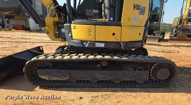 image for item EU3924 Yanmar VIO35-6A mini excavator