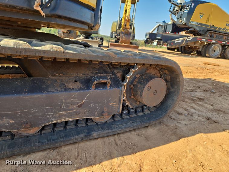 image for item EU3924 Yanmar VIO35-6A mini excavator