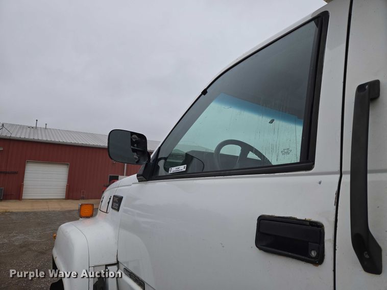 image for item EU3947 1998 GMC C8500 dump truck