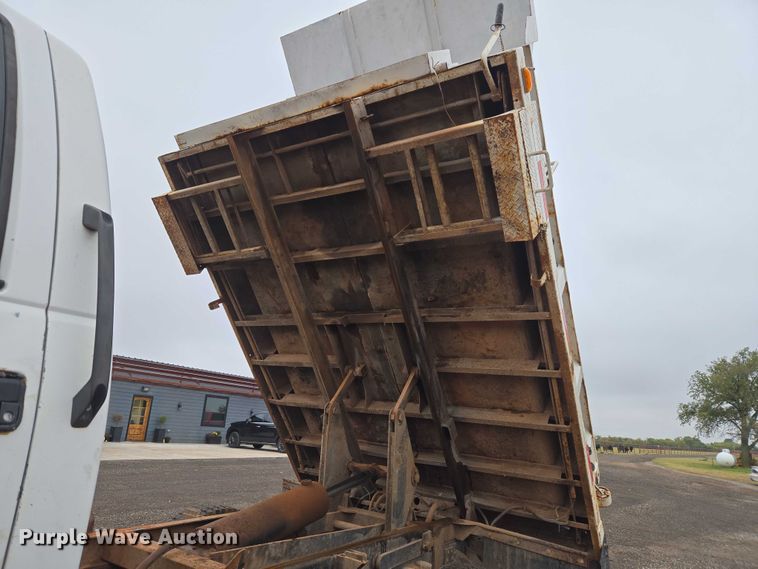 image for item EU3947 1998 GMC C8500 dump truck