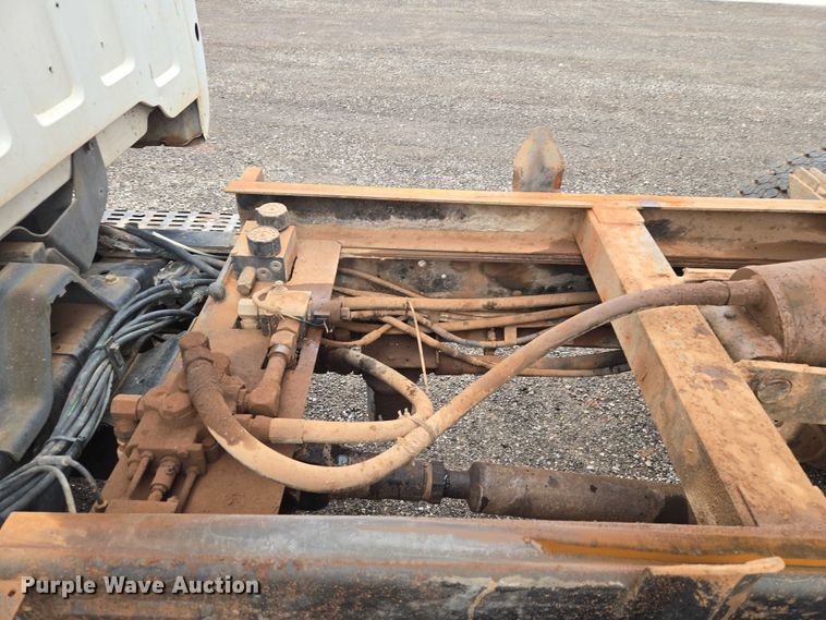 image for item EU3947 1998 GMC C8500 dump truck