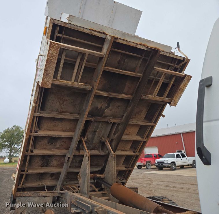 image for item EU3947 1998 GMC C8500 dump truck