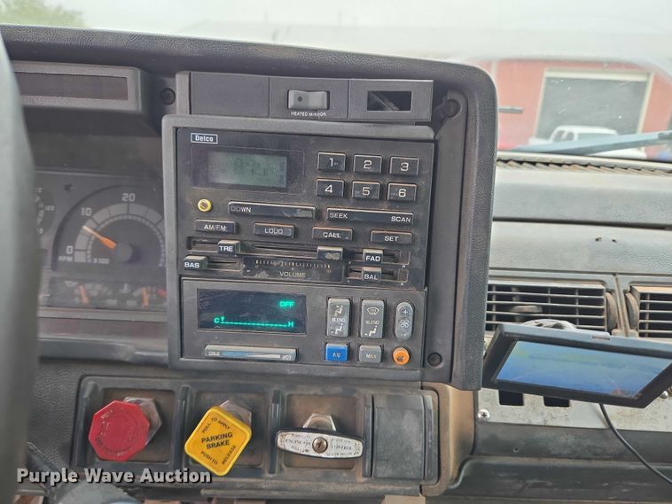 image for item EU3947 1998 GMC C8500 dump truck