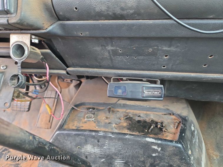 image for item EU3947 1998 GMC C8500 dump truck