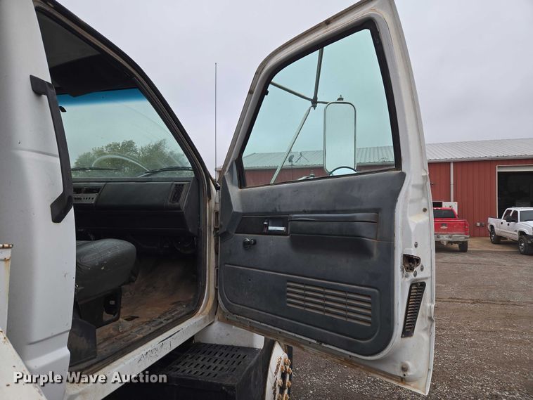 image for item EU3947 1998 GMC C8500 dump truck