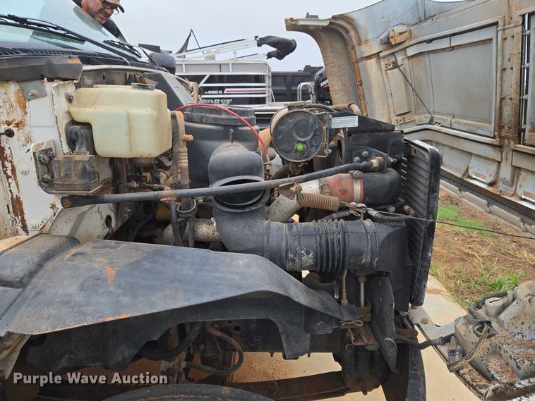 image for item EU3947 1998 GMC C8500 dump truck