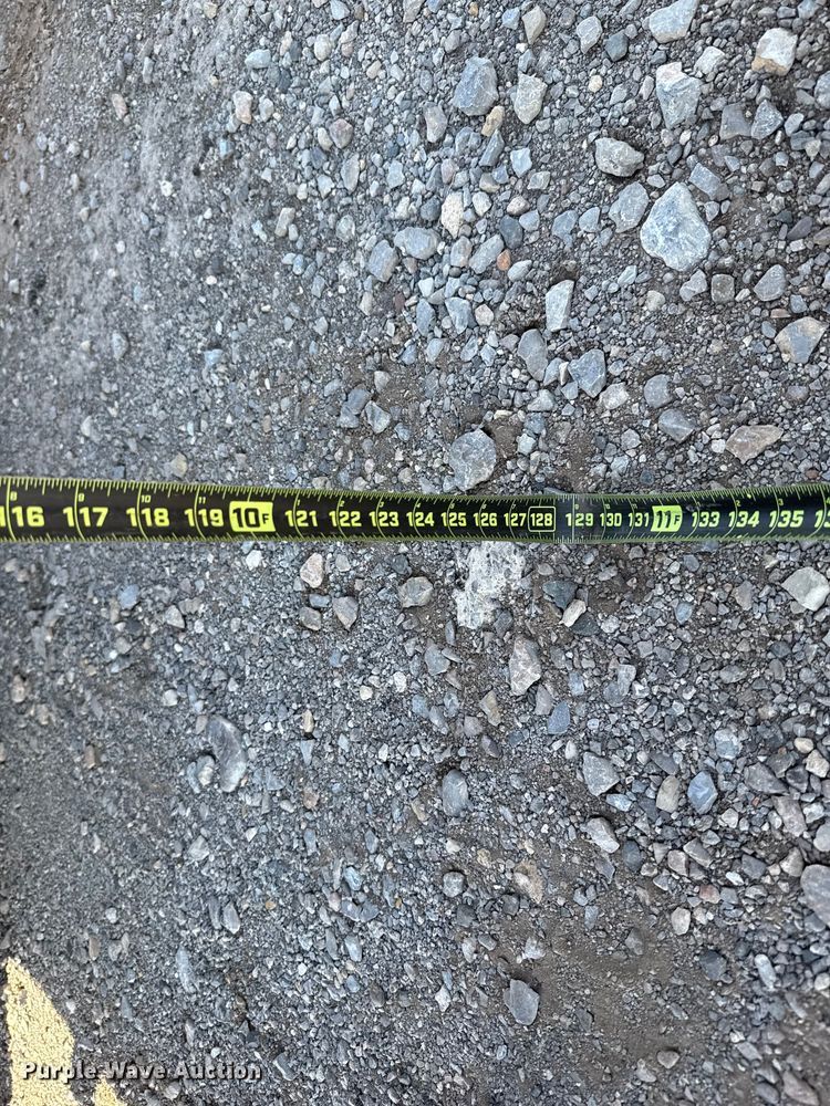 image for item EU5095 2007 Freightliner Columbia flatbed truck