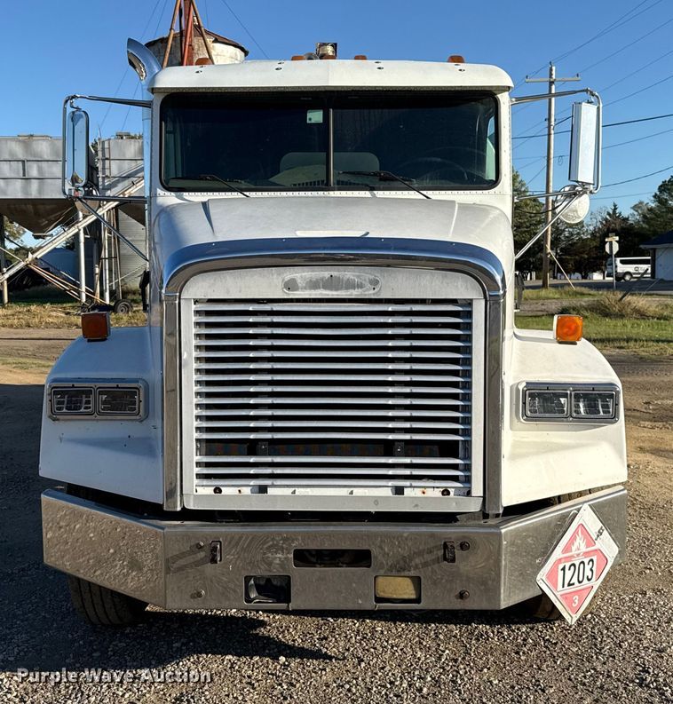 image for item EU5144 2002 Freightliner FLD fuel truck