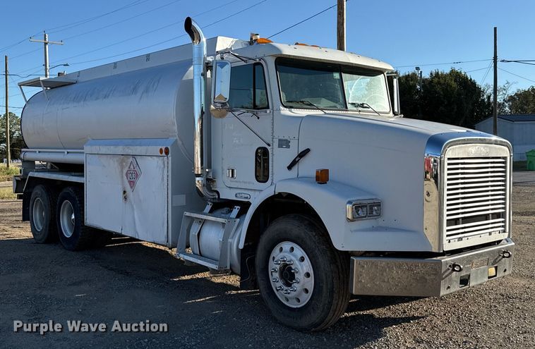 image for item EU5144 2002 Freightliner FLD fuel truck