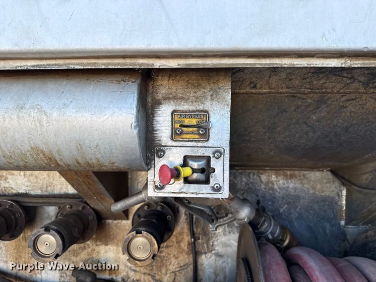 image for item EU5144 2002 Freightliner FLD fuel truck