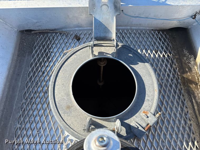 image for item EU5144 2002 Freightliner FLD fuel truck