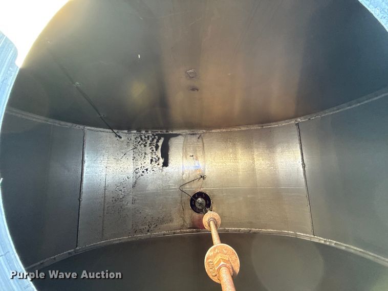 image for item EU5144 2002 Freightliner FLD fuel truck