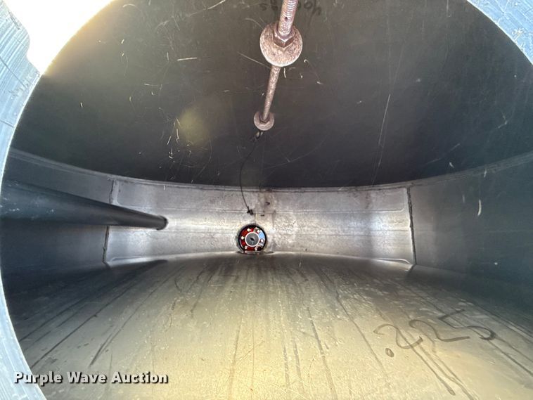 image for item EU5144 2002 Freightliner FLD fuel truck